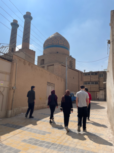 تور و تجربه دُنسه هتل بخردی اصفهان گردی